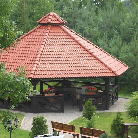 Zajazd Bialy Mlyn Sterławki Wielkie Buitenkant foto